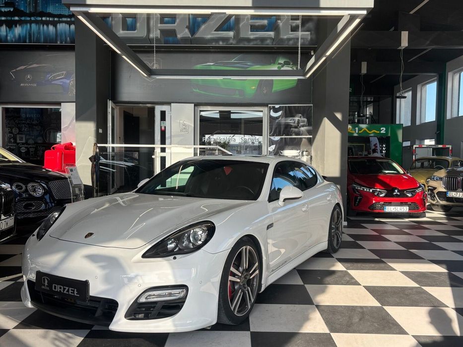 Porsche Panamera