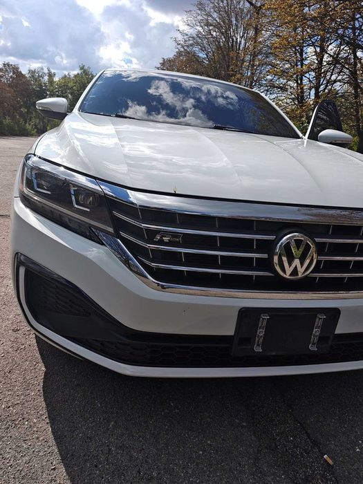 Passat R-Line Рестайлінг