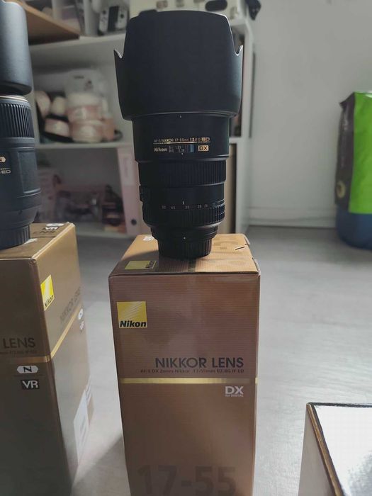 Nikon D5600 Kit completo ou vendido em separado