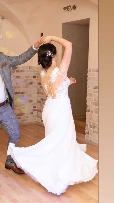 Suknia ślubna + welon  M/L