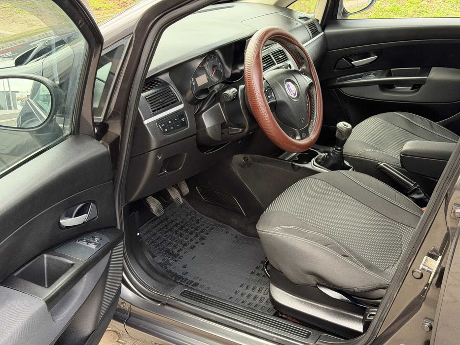 Продам FIAT Linea 2007 1.3d механiка