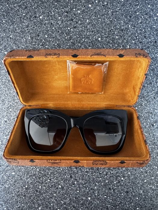 Okulary przeciwsloneczne MCM jak nowe