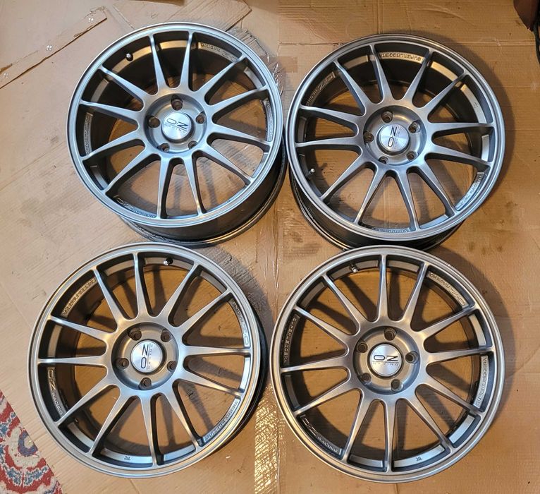 Felgi 18" Oz Superleggera 5x112 + opony