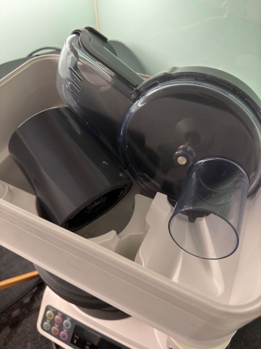 Robo de cozinha kenwood