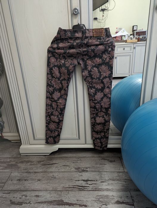 Джинсы итальянские хорошего качества