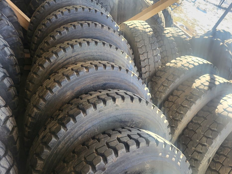 Колеса шини 12 00 20 pirelli зіл 131