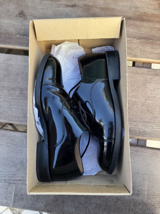 Sapatos preto com brilho