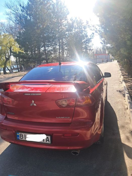 Продам Mitsubisi lanser 10