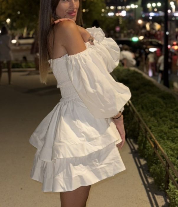 Сукня нова білий колір