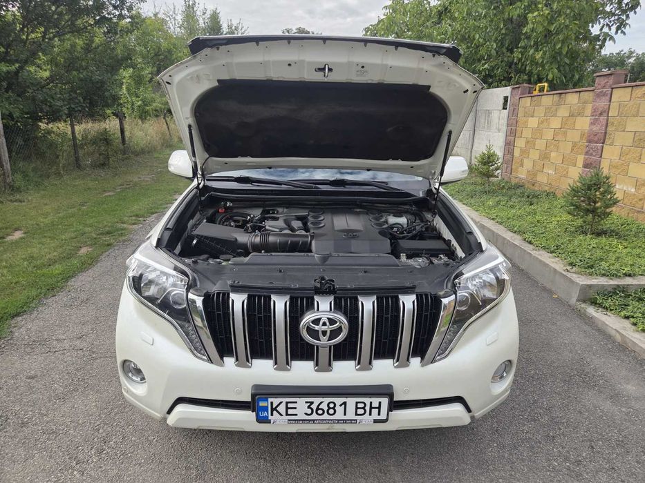 Toyota Land Cruiser Prado 2014 VIN JTEBU3FJ30K072650 фото оголошення 6 з 17