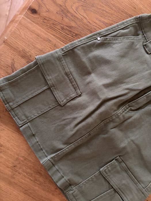 Dżinsowa spódniczka cargo khaki