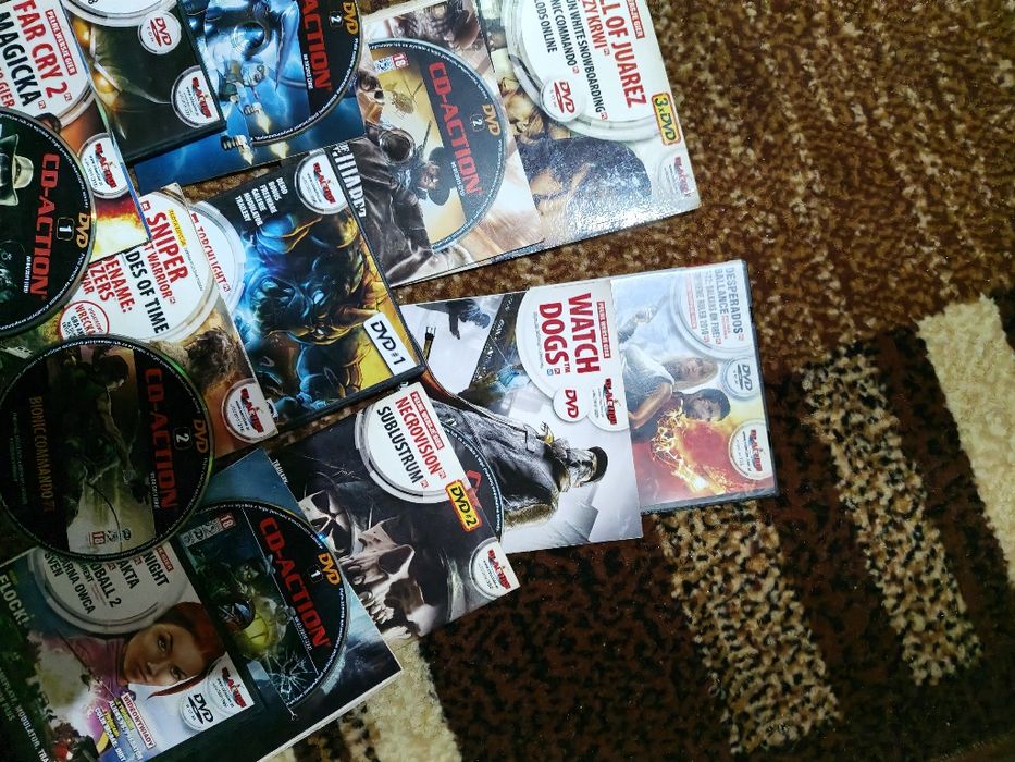 Płyty CD z magazynów CD Action zgrami