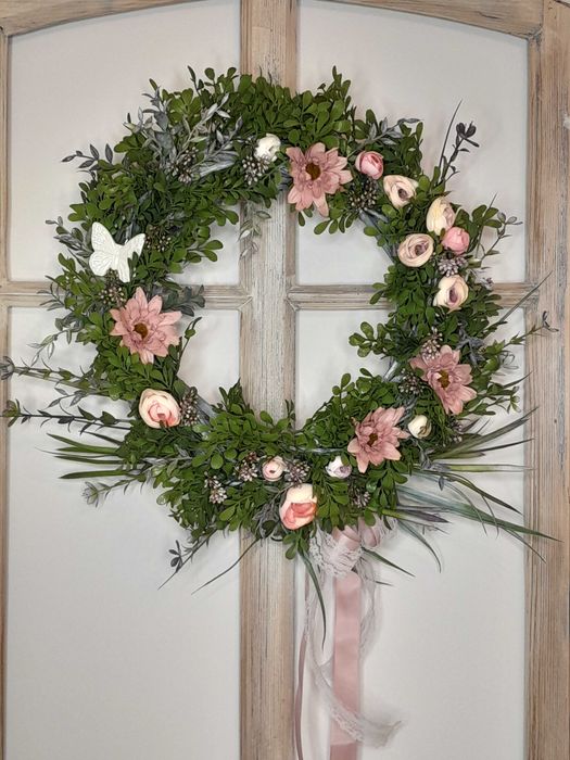 Wianek wiosenny na ścianę lub drzwi