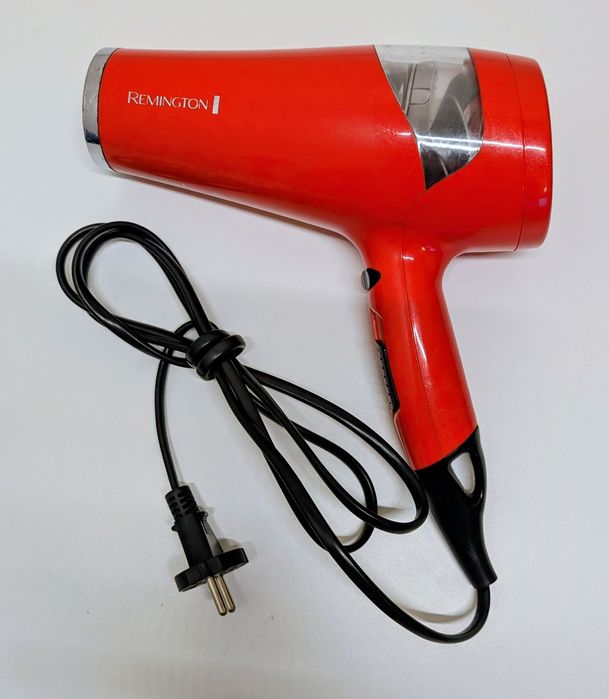 Suszarka do włosów profesjonalna Remington D-3710 Stan BDB

220-