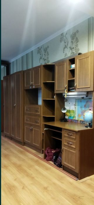 Дитячі меблі в кімнату