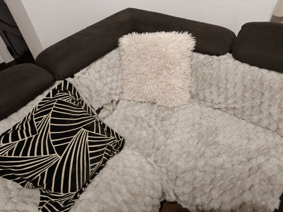 Sofá cama typo L em bom estado