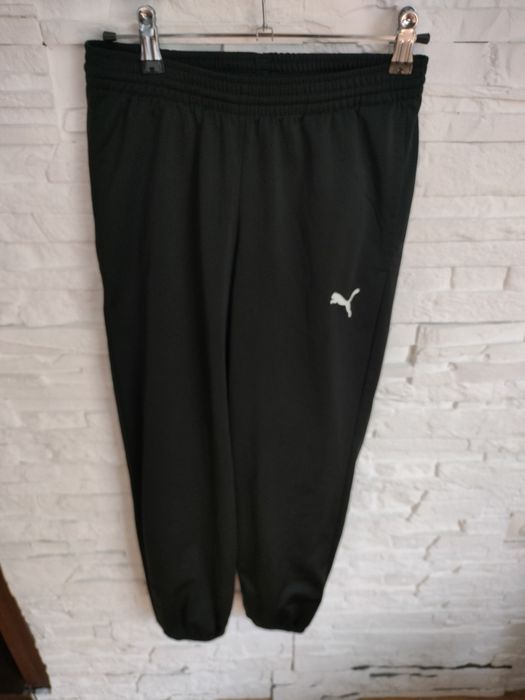 Spodnie dresowe Puma rozmiar 152
Stan bdb