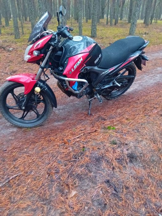 Продам ліфан 150