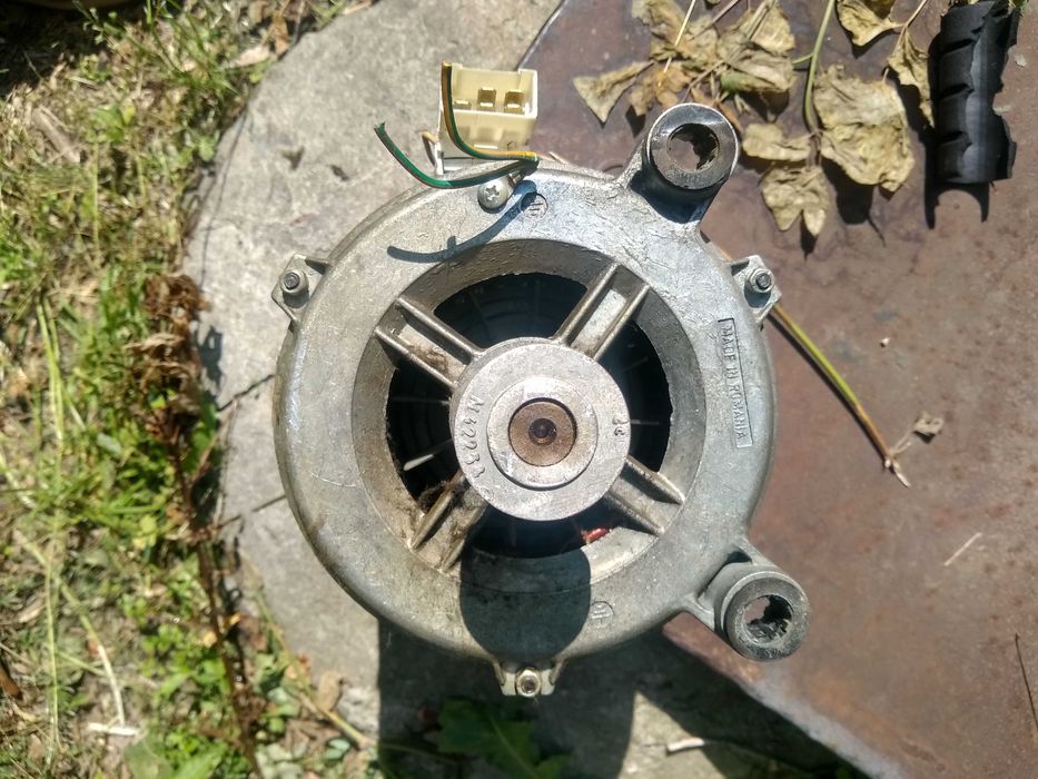 Запчасти на стиральную Ignis awl 404.