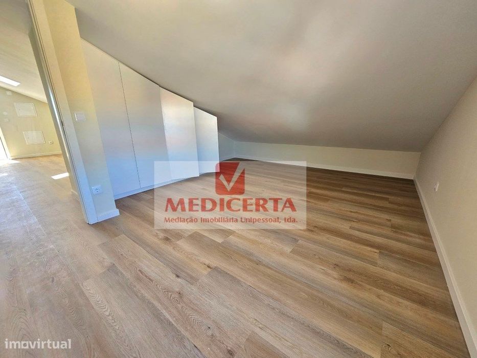 Casal de Cambra T2 Totalmente remodelado