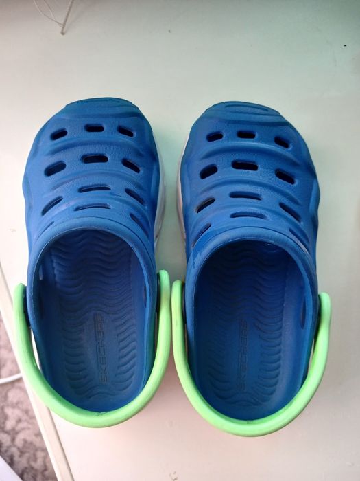 Крокси skechers 24 розмір 15см устілка