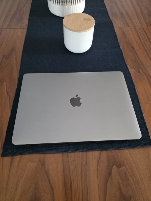 MacBook Pro 2016, 256GB with NEW. Exchange/Trade-in. Includes charger64284416009859121