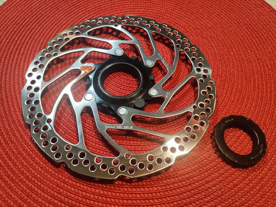 Disco Shimano  RT-EM300 CL 180mm