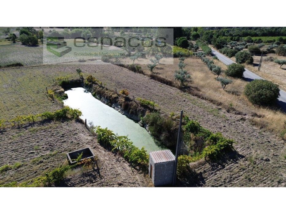 Quinta com magnifica lagoa privada