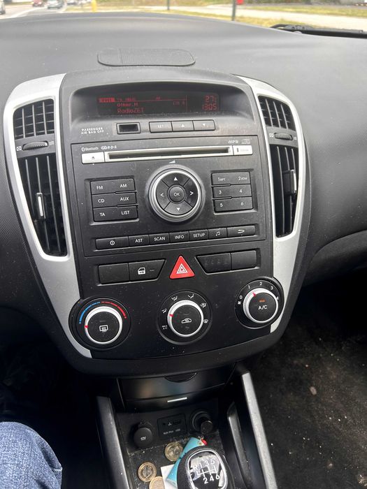 Samochód marki KIA Ceed 2012