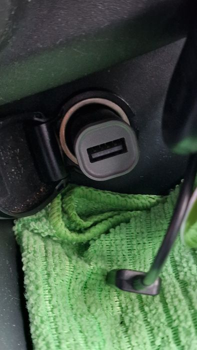 Carregador usb isqueiro
