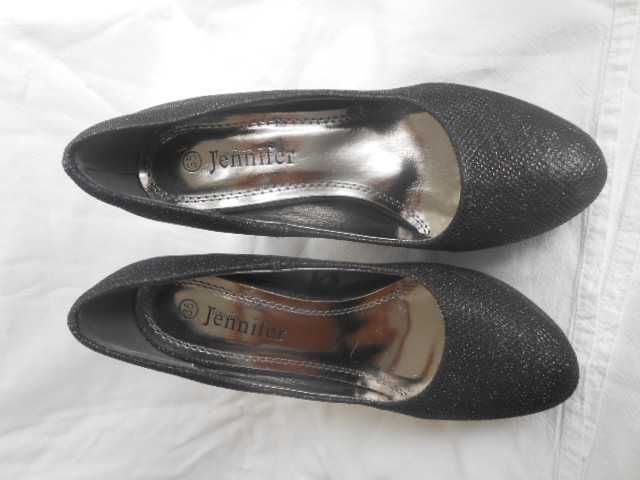 мешта імпортні  жіночі нові 35 р.