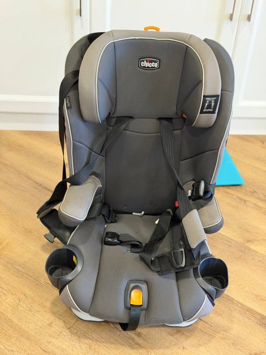 Автокрісло chicco my fit, група 2/3