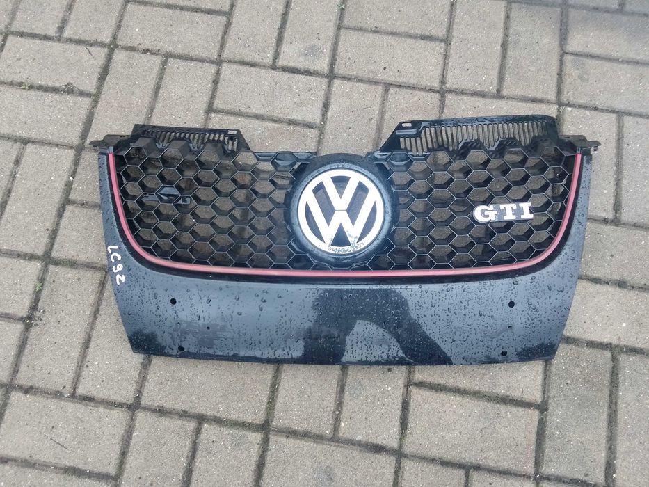 VW GOLF 5 grill GTI pod kolor LC9Z