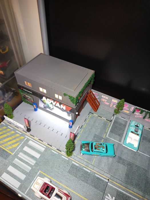 Diorama 1/64 Magic City Yokohama Advan