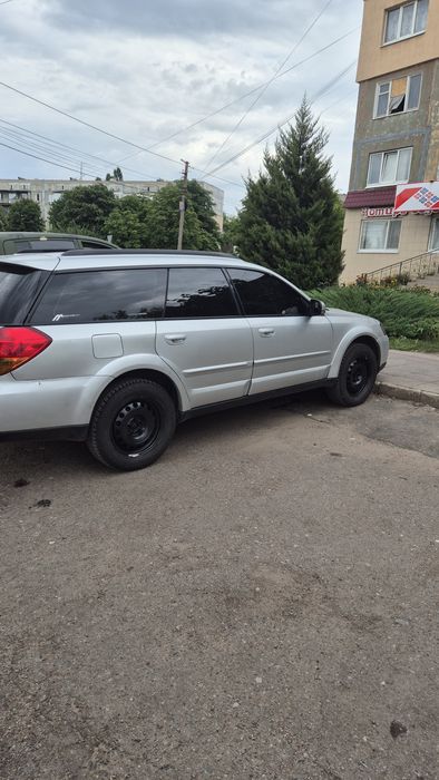 Subaru Outback 3.0