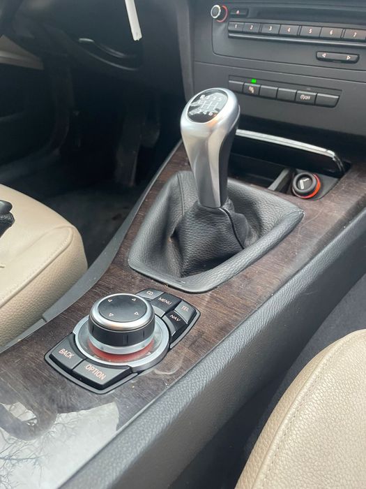 Bmw 320d touring 2013 •Edição Especial exclusive leder •176.000km