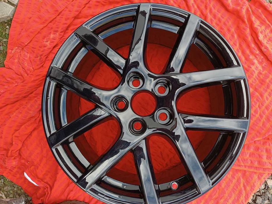 Felgi Aluminiowe Toyota 17x7j po renowacji Ciepłowody • OLX.pl