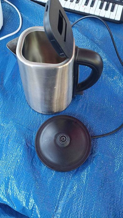 Jarro Elétrico Chaleira Esquentador Água Electronia Inox