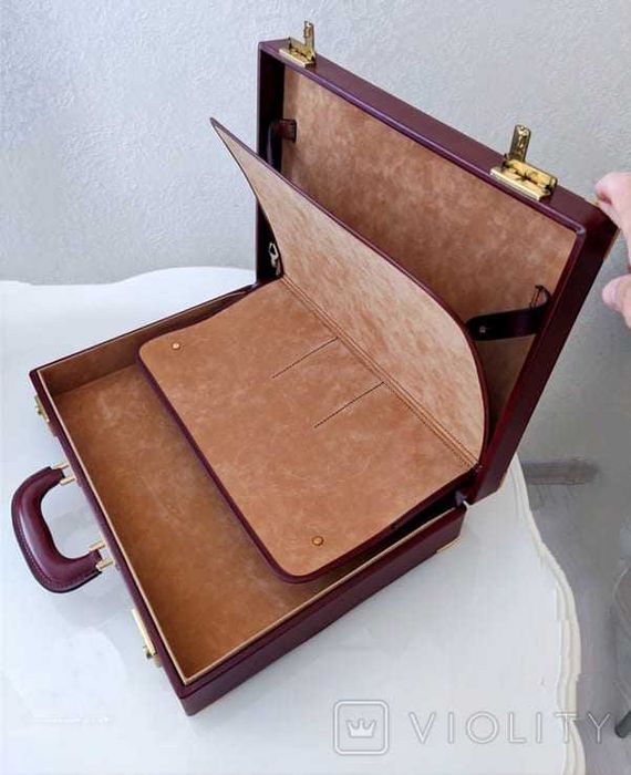 Рідкісний вінтажний  шкіряний портфель "Rochas", 70- 80-ті.