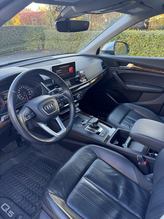 Продам Audi Q5