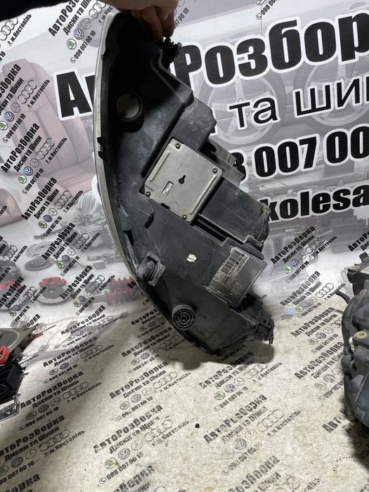 Фари Фара ксенон Сеат Толедо Альтеа Seat Altea Toledo Leon Xenon
