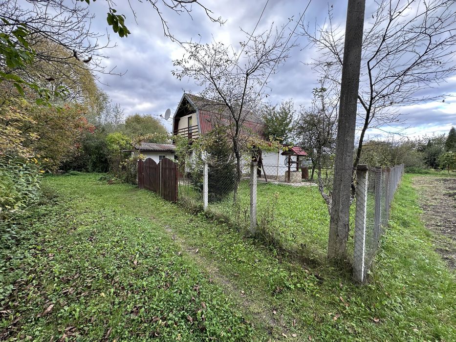 Продам садовий будинок.