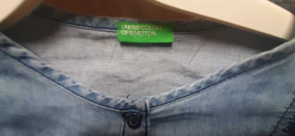 Sukienka dziewczęca jeansowa Benetton 128 cm JAK NOWA