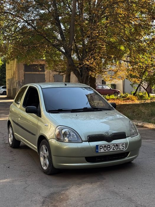 Toyota Yaris 2001