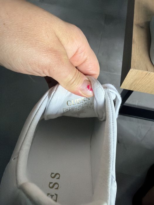 Sneakersy guess r37