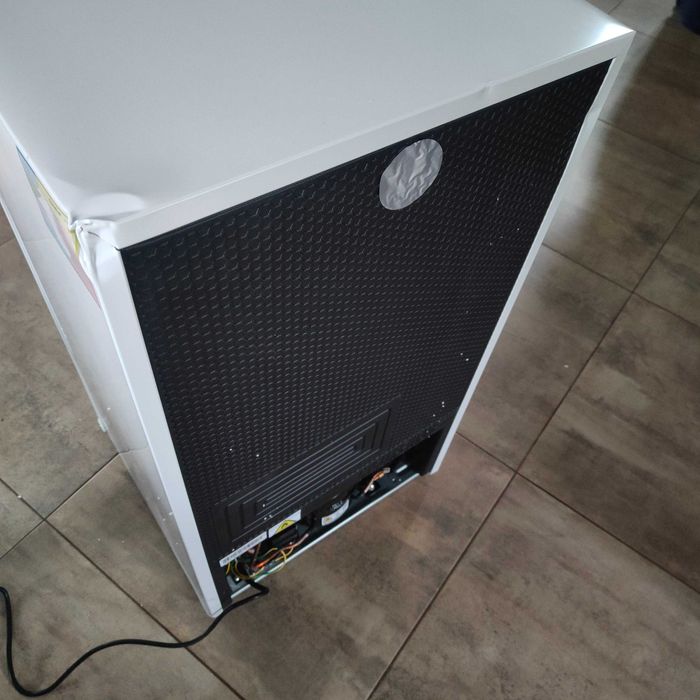 Lodówka Camfee rcd93wh2(e)