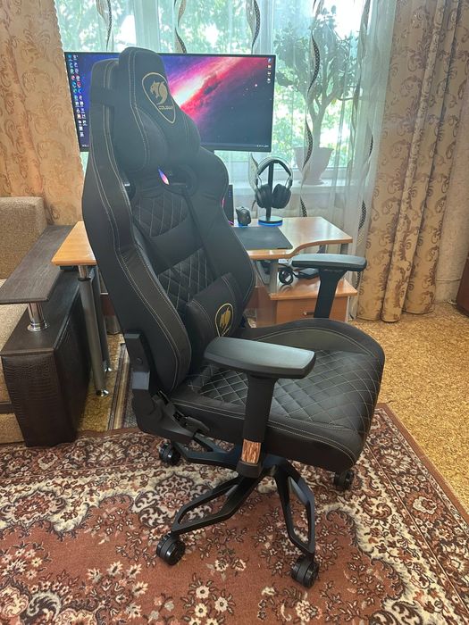 Ігрове крісло Cougar Armor Titan PRO Royal