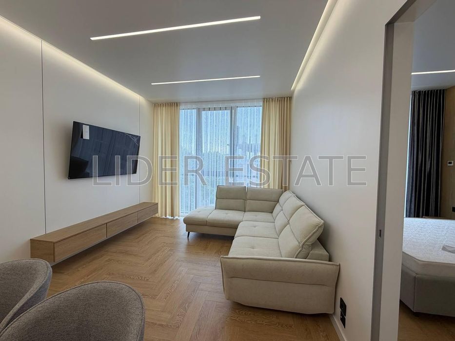 Продаж 2-кімнатної квартири в ЖК Uzh Towers | Слов'янська набережна, Ужгород