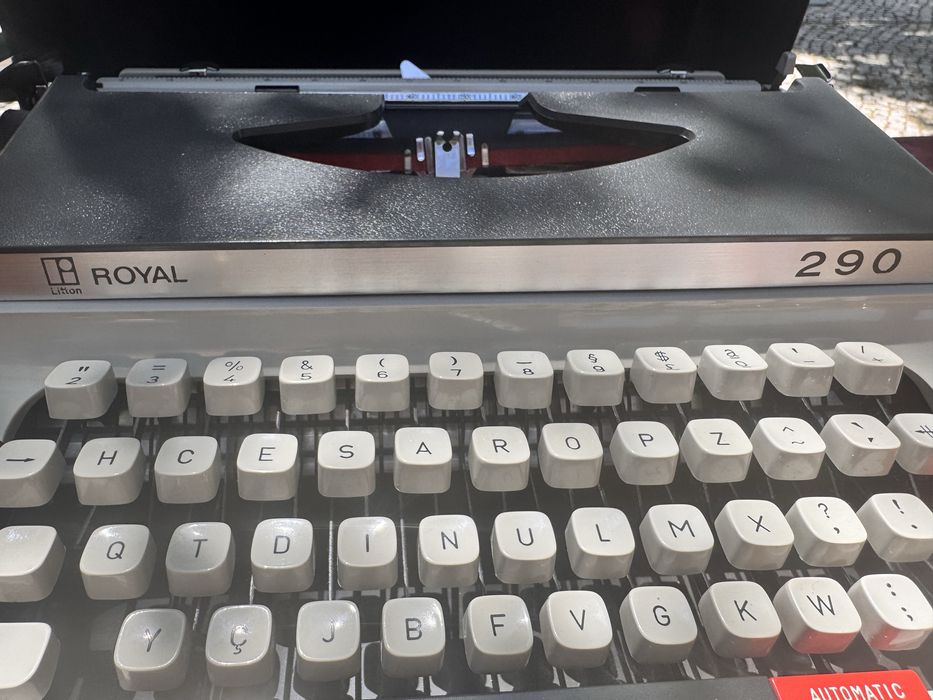 Vintage Maquina Escrever Royal 290