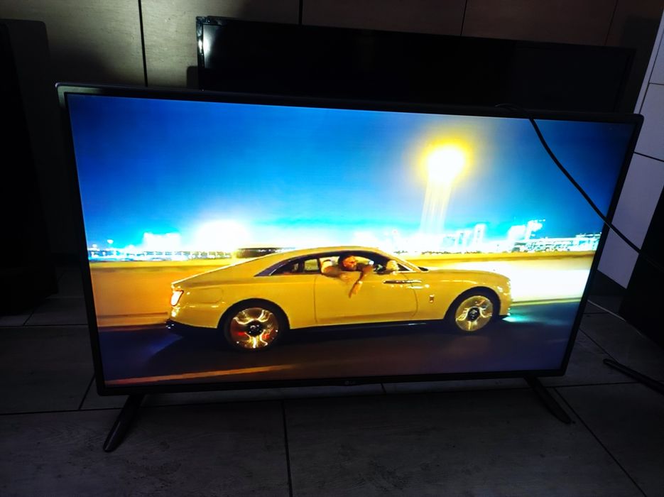 Samsung 50 cali Smart TV